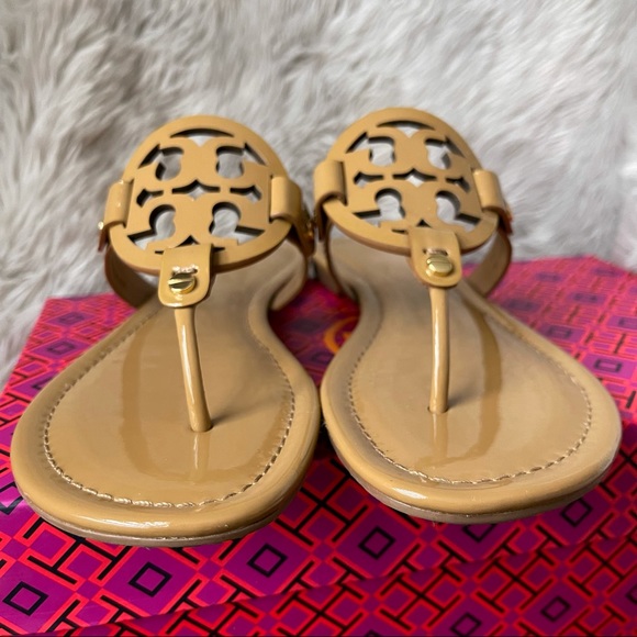 ⛔️SOLD⛔️Tory Burch Miller Sandals - Picture 10 of 10
